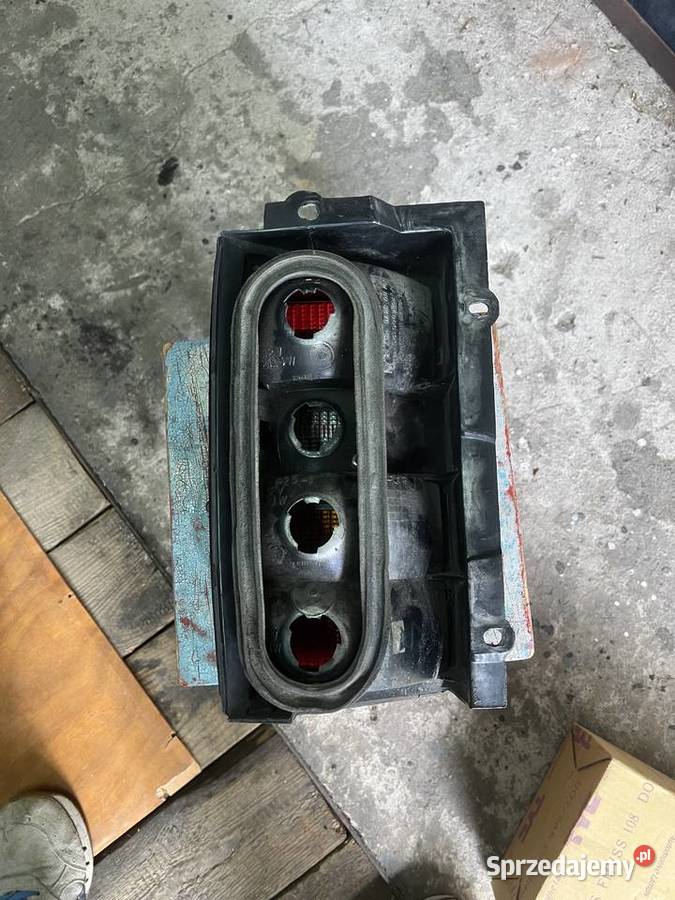JEEP Cherokee XJ lampa tylna Wilga