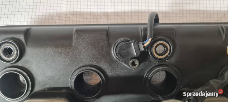 Yamaha R1 RN 12 pokrywa zaworowa