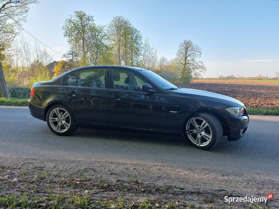 BMW e90 320d LCI 2009r hak