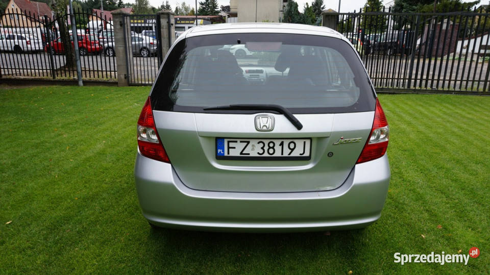 Honda Jazz zarejestrowany ubezpieczony Gwarancja centralny zamek Jazz Zielona Góra
