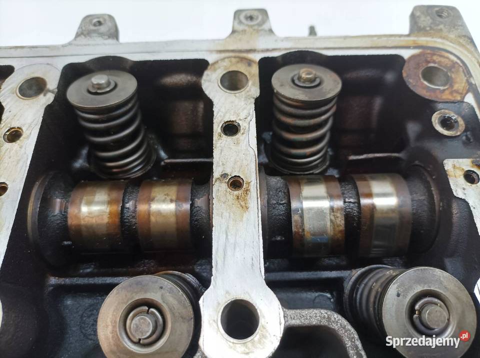 GŁOWICA KOMPLETNA 9634005110 14 8V Peugeot 206 I osobowe sprzedam
