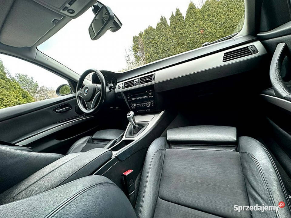 BMW 318 BMW e91 318i 20 143 6Biegów Xenon PDC VAT marża BMW Wrocław