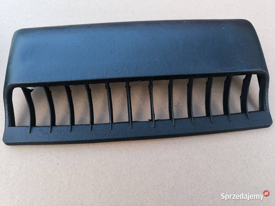 Fiat 126p nakladka klapy tylnej wlot powietrza Stalowa Wola