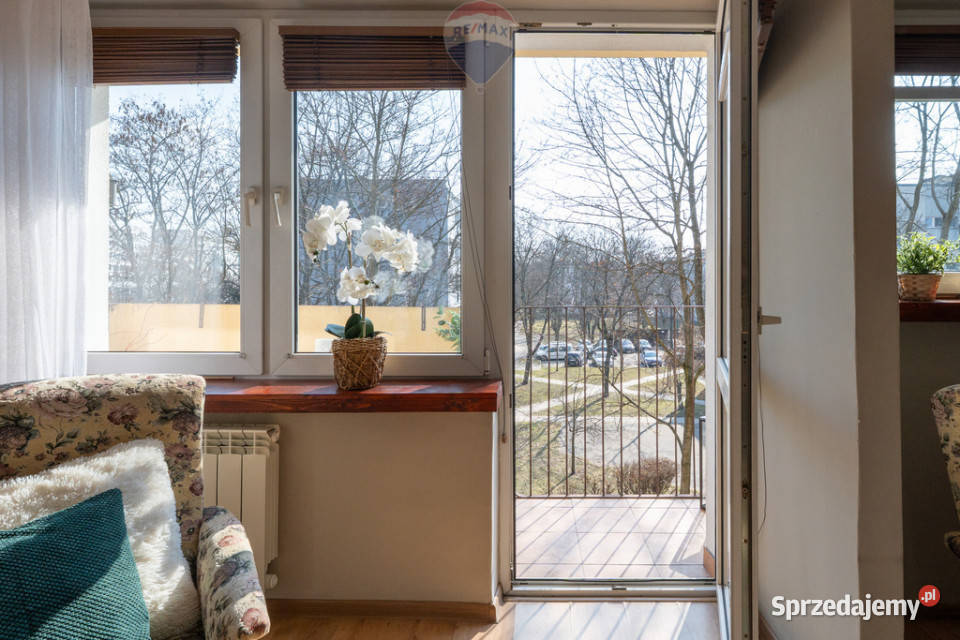 Słoneczne mieszkanie z potencjałem Warszawa