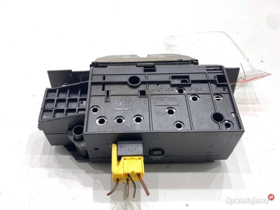 ZAMEK KLAPY TYŁ OPEL VECTRA C Hatchback