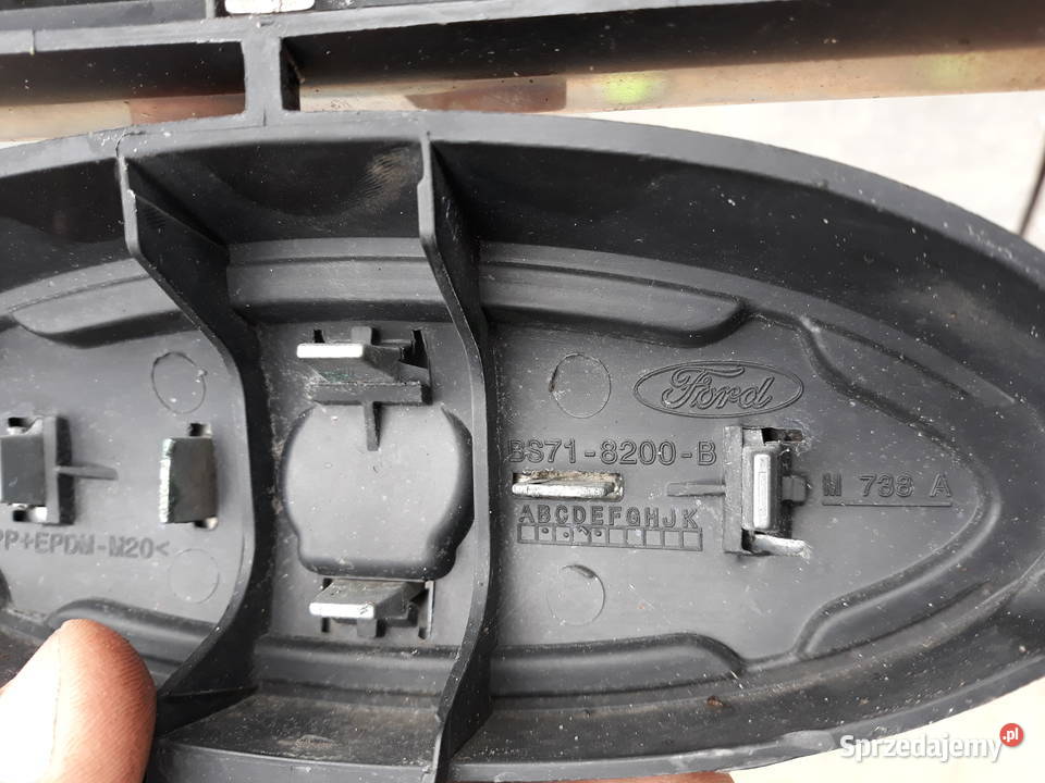 FORD MONDEO MK4 LIFT GRILL ATRAPA PRZÓD osobowe Zatom Stary