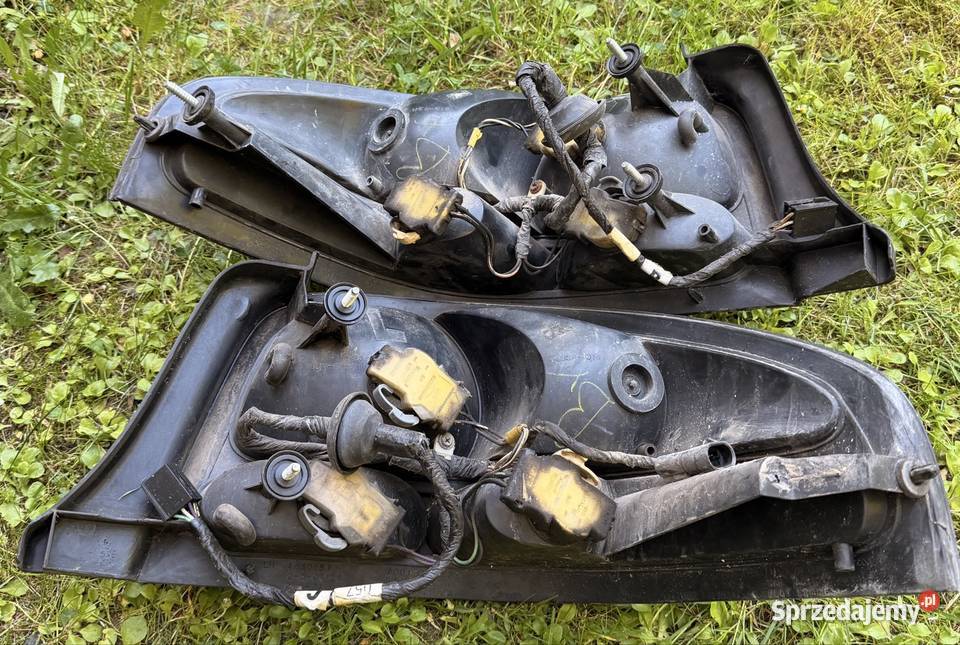 Chrysler stratus lampa lewa prawa Oborniki Śląskie