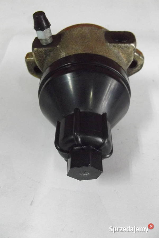 Cylinderek hamulcowy Fendt F370524