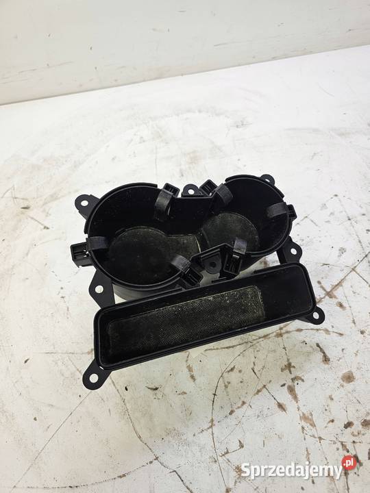UCHWYT SCHOWEK NA KUBKI AUDI A4 B8 8K0862533 śląskie Przystajń sprzedam