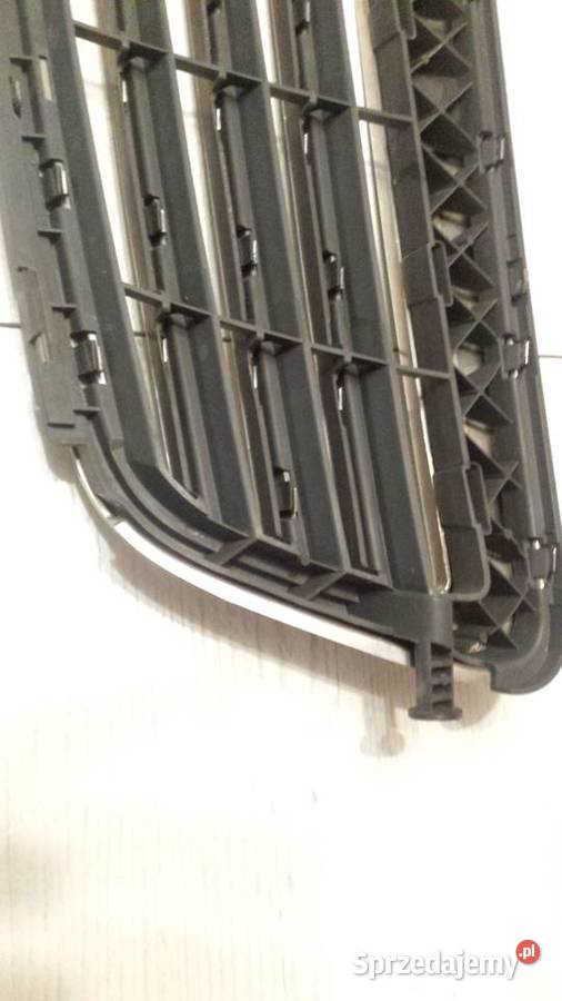 Atrapa Mercedes W204