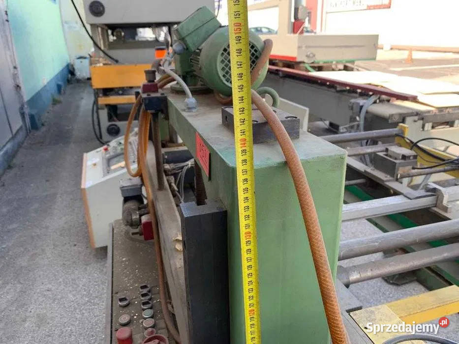 Sztaplarka odbiornik elementów meblowych