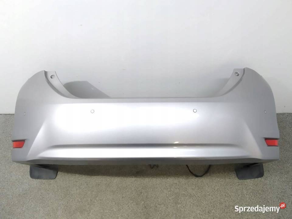 ZDERZAK TYŁ SEDAN E16 E17 E18 PDC LIFT Toyota