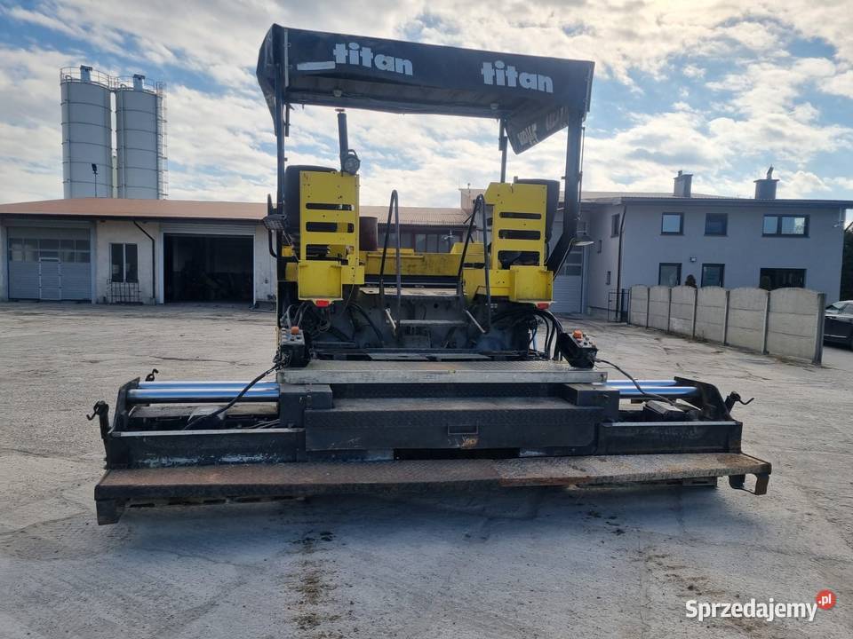 Rozkładarka AGB TITAN 325 kruszywomasa