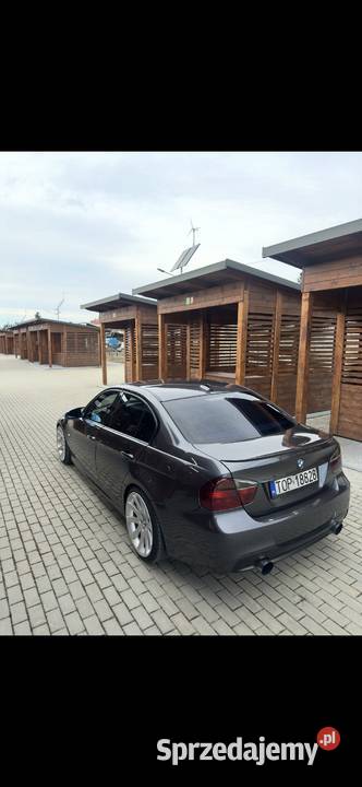 BMW E90 330d 2006r Iwaniska