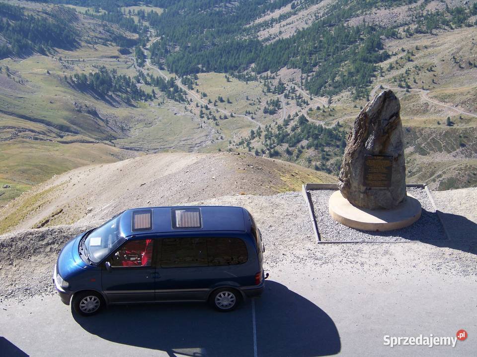 Nissan Serena 20l benz 93r pomorskie