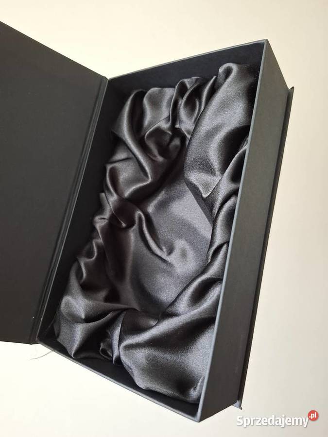 Boadicea the Victorious pudełko box opakowanie Kosmetyki i perfumy Kraków