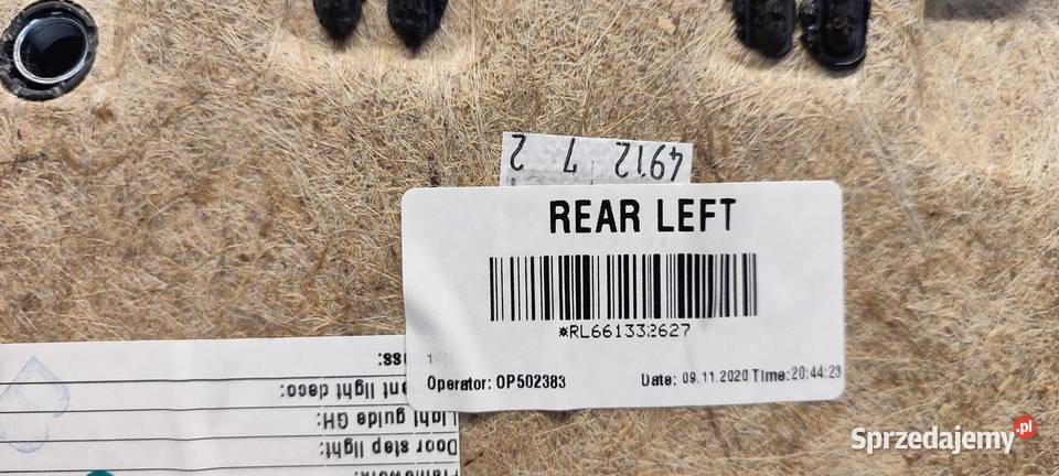 VOLVO XC40 BOCZEK DRZWI LEWY TYŁ 31407697