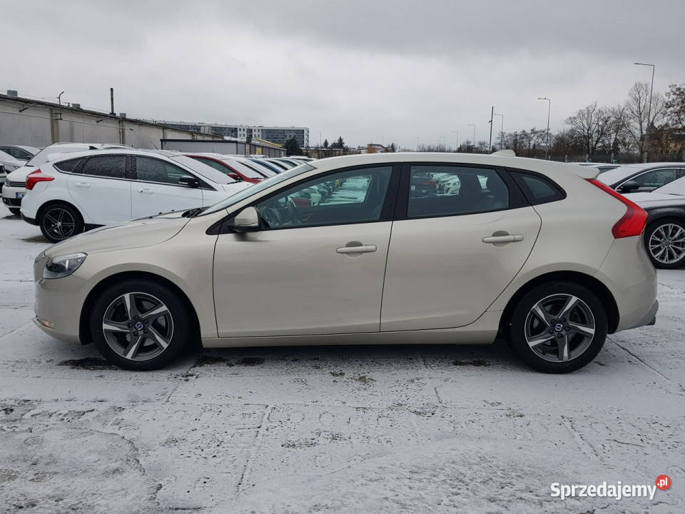 Volvo V40 20 T2 Benzyna Nawigacja Skóry lakier metallic