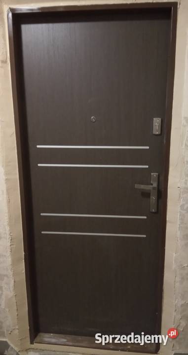 Drzwi wejściowe zewnętrzne do mieszkania Radom