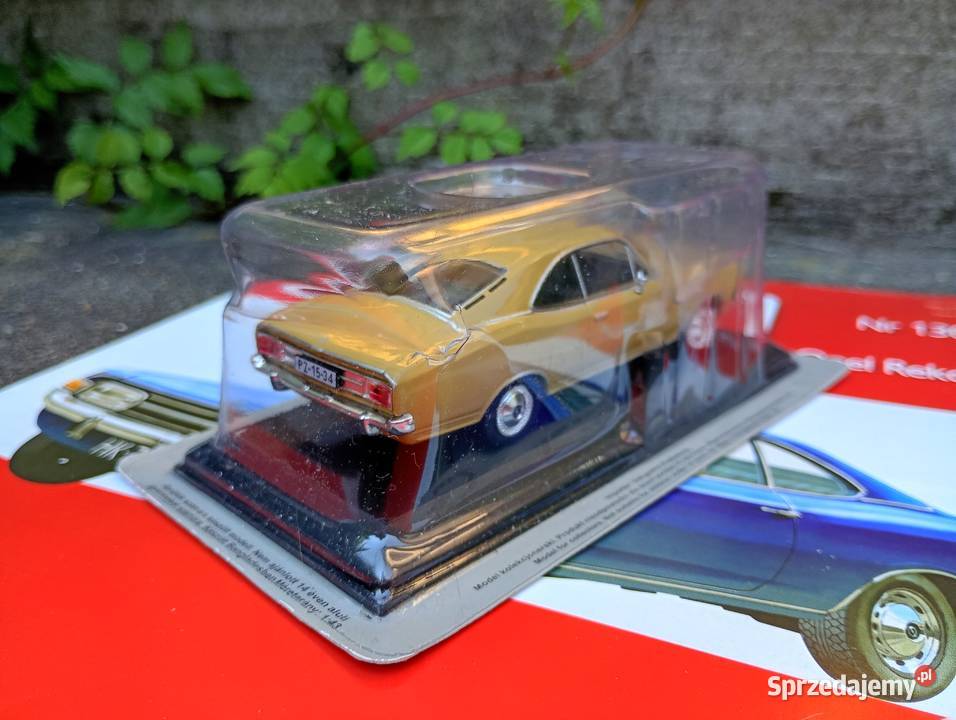 OPEL REKORD C COUPE model 143 kultowe auta Kolekcje Warszawa