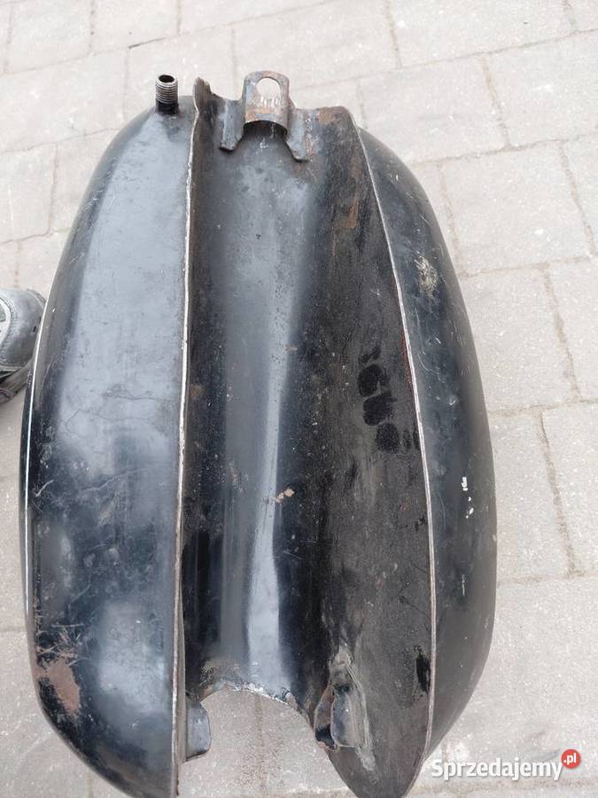 Zbiornik WSK 125 175 3 4 czarny garbuska
