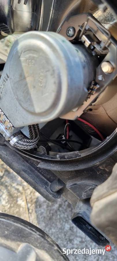 Lampy przednie reflektory Renault Laguna 2 Xenon Łask