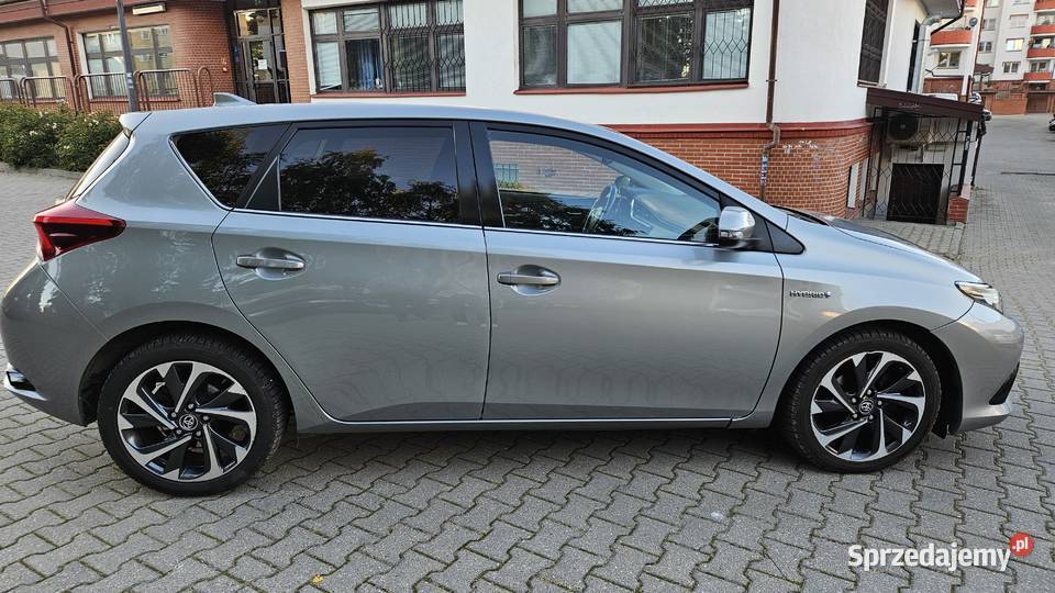 Toyota Auris II Hybrid 2018R
