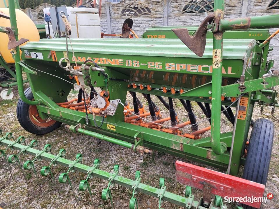Siewnik do zboża AMAZONR D8 25m Special Maszyny rolnicze Przyrów sprzedam