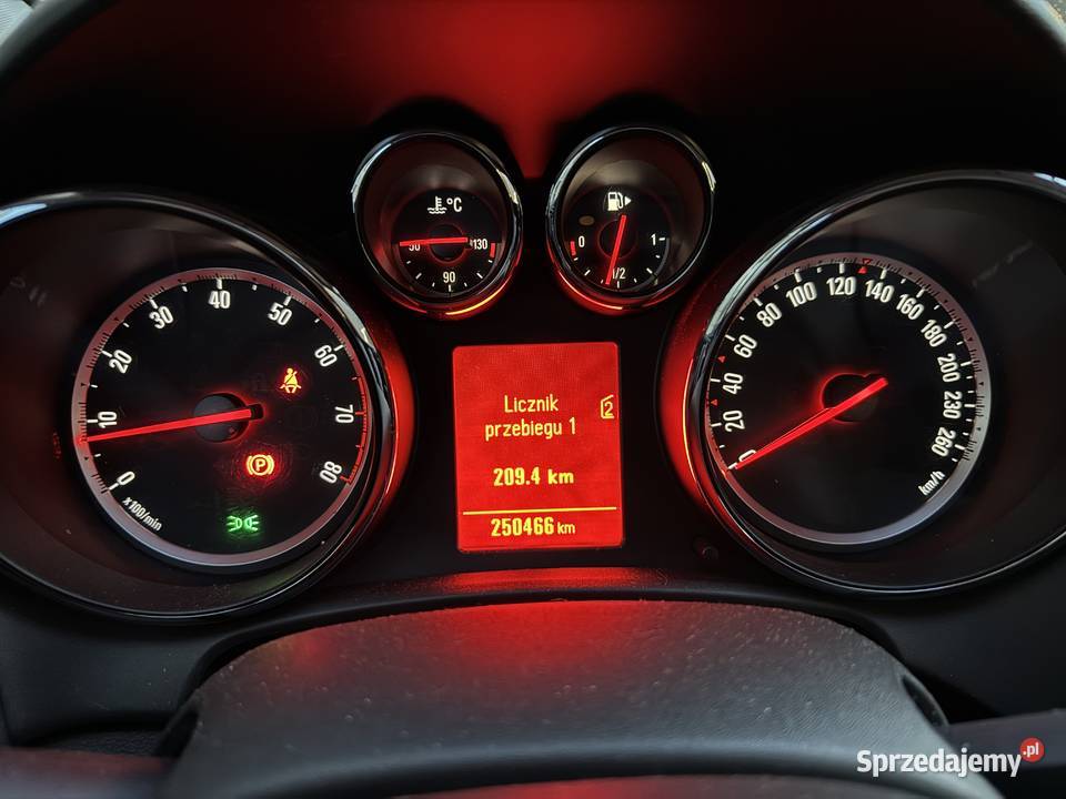 Opel Astra Active 14T benzynagaz 140 2013 A14NET sprzedam