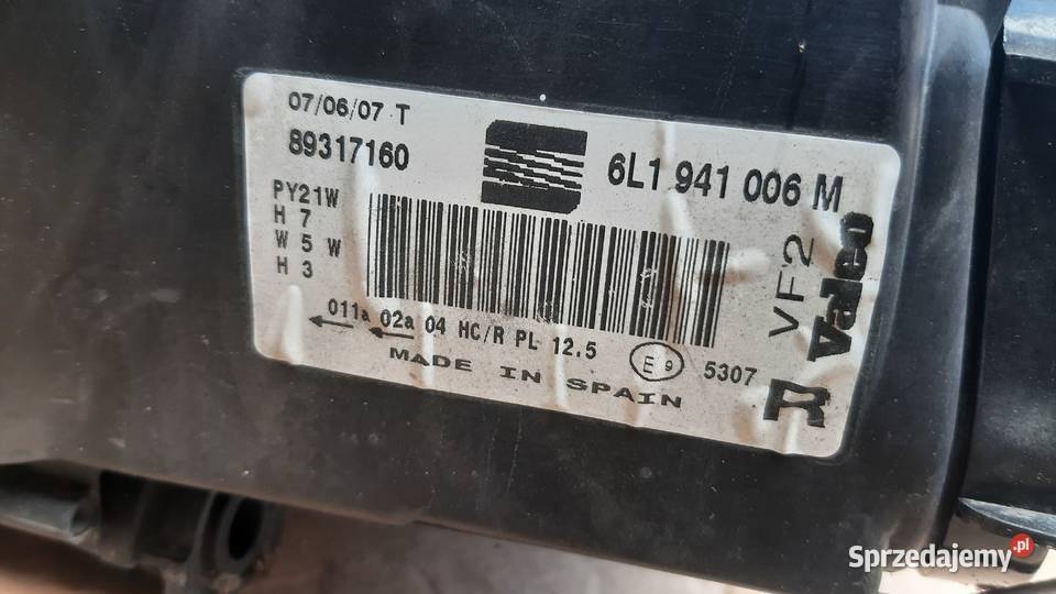 lampa prawa przednia prawy przód Seat Ibiza III Dębno