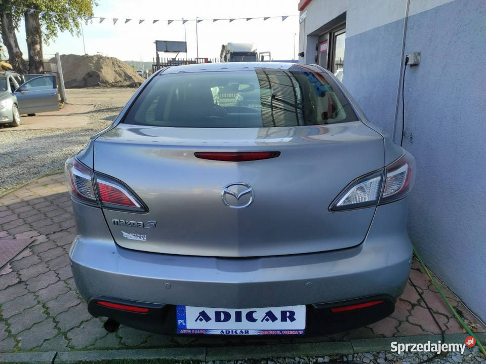 Mazda 3 Sedan klimatronik tempomat 6biegów czujnik parkowania