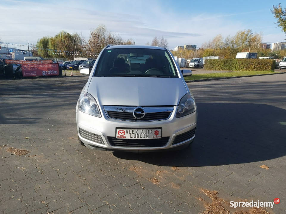 Opel Zafira 16b zadbana sprawna 7 osobowa B relingi dachowe sprzedam