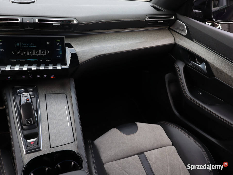 Peugeot 508 Hybrid 225 gniazdo USB