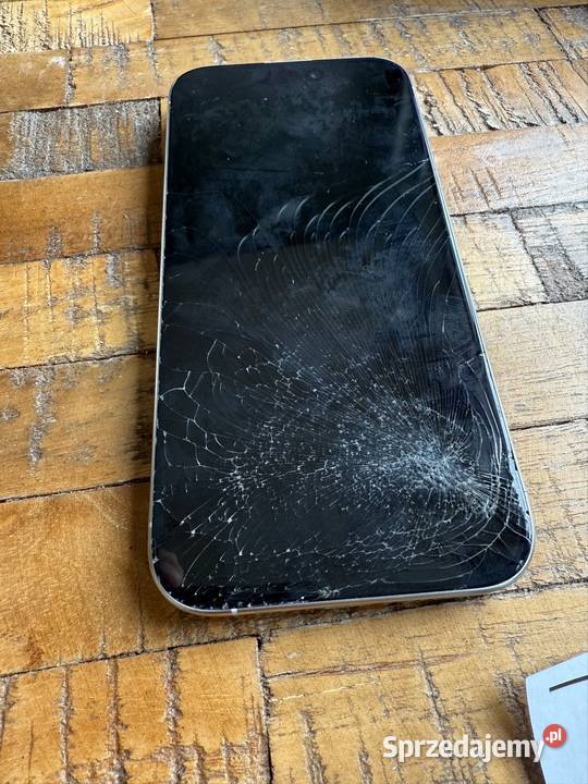 Uszkodzony iPhone 15 pro 2x etui Warszawa