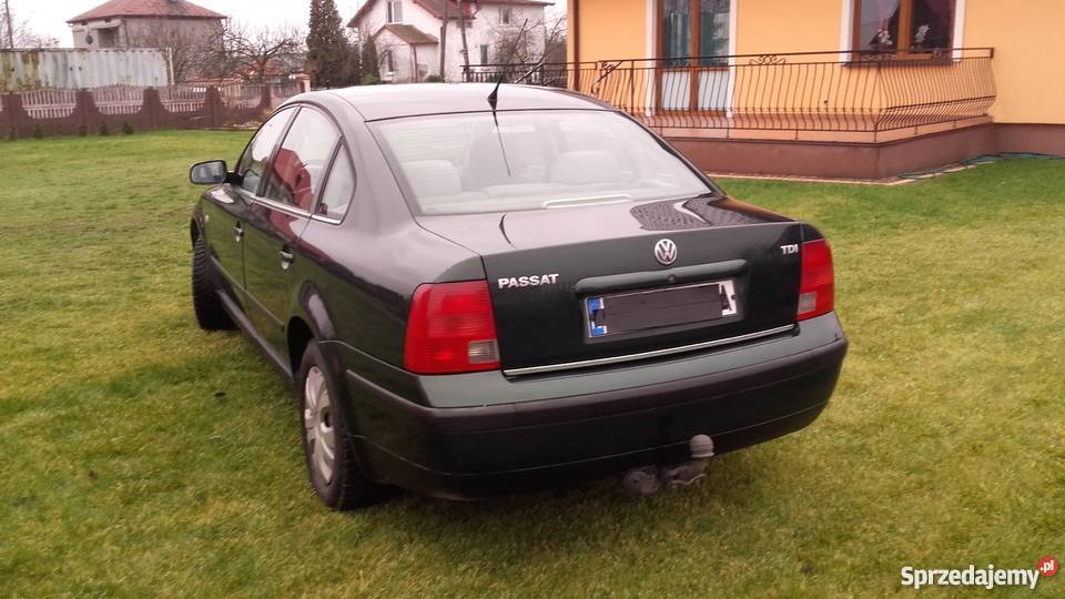 VW Passat B5 19 TDI 90 Jasny środek Długie nieuszkodzony Raciąż
