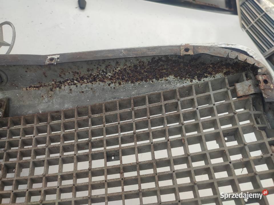 Mercedes w 115 Kubuś grill atrapa maski Przytyk