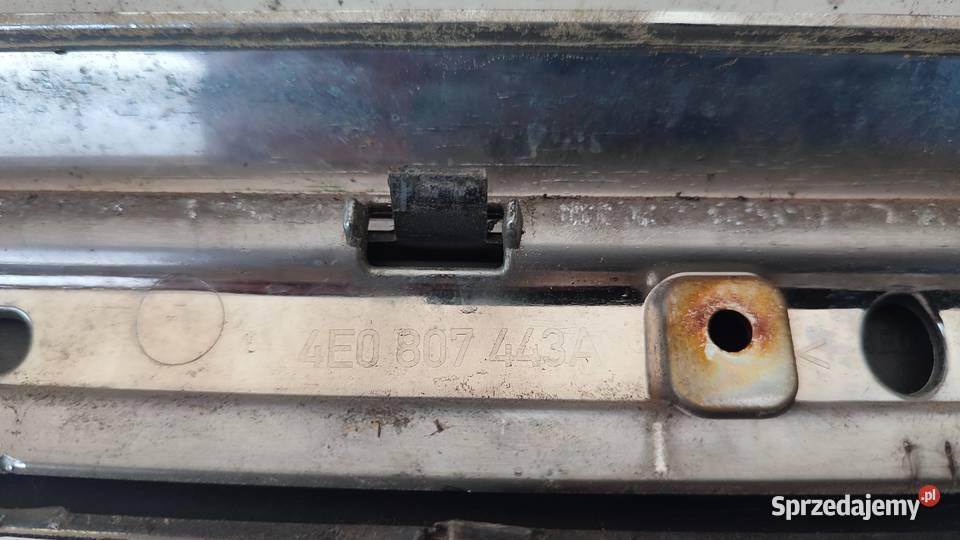 AUDI A8 D3 42 TDI 0510 4E0 4E0807443A listwa