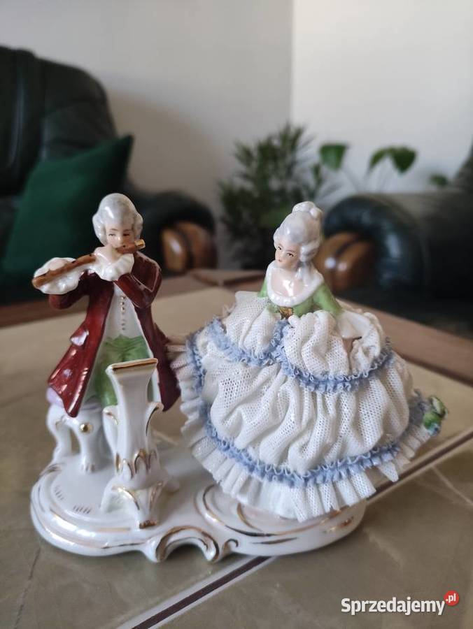 Figurka porcelana koronki Niemcy lata 6070 te lubelskie Janów Lubelski sprzedam