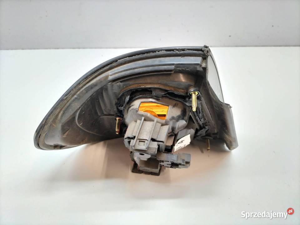 LAMPA TYŁ PRAWA EU P11 LIFT Nissan Primera II