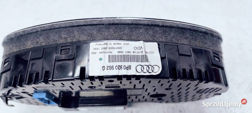 LICZNIK ZEGARY AUDI A3 8P LIFT USA 8P0920982G Przystajń
