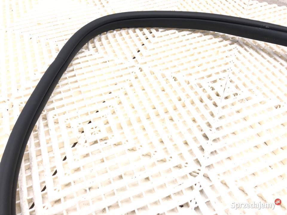 USZCZELKA DRZWI PRZÓD LEWA KIA CEED Crossover sprzedam