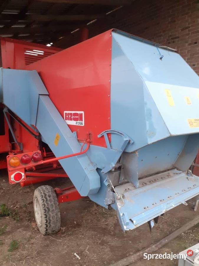 Kombajn bizon 56 Żółkiewka-Osada
