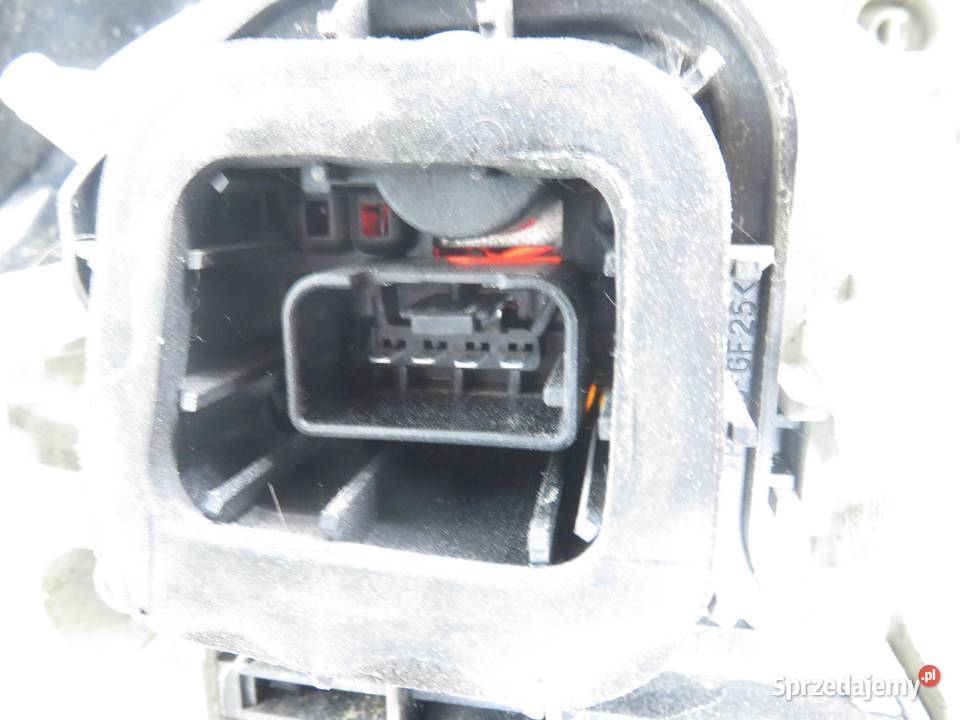 LAMPA PRAWA TYLNA VW GOLF V 1K6945096E