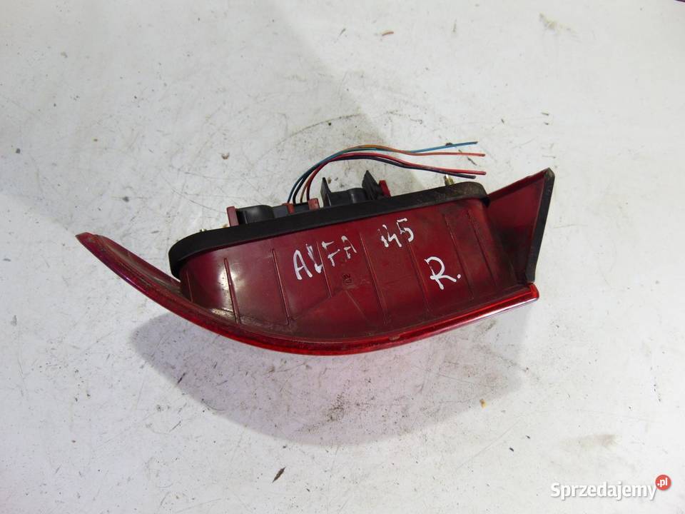 LAMPA PRAWA TYLNA TYŁ ALFA ROMEO 145 sprzedam