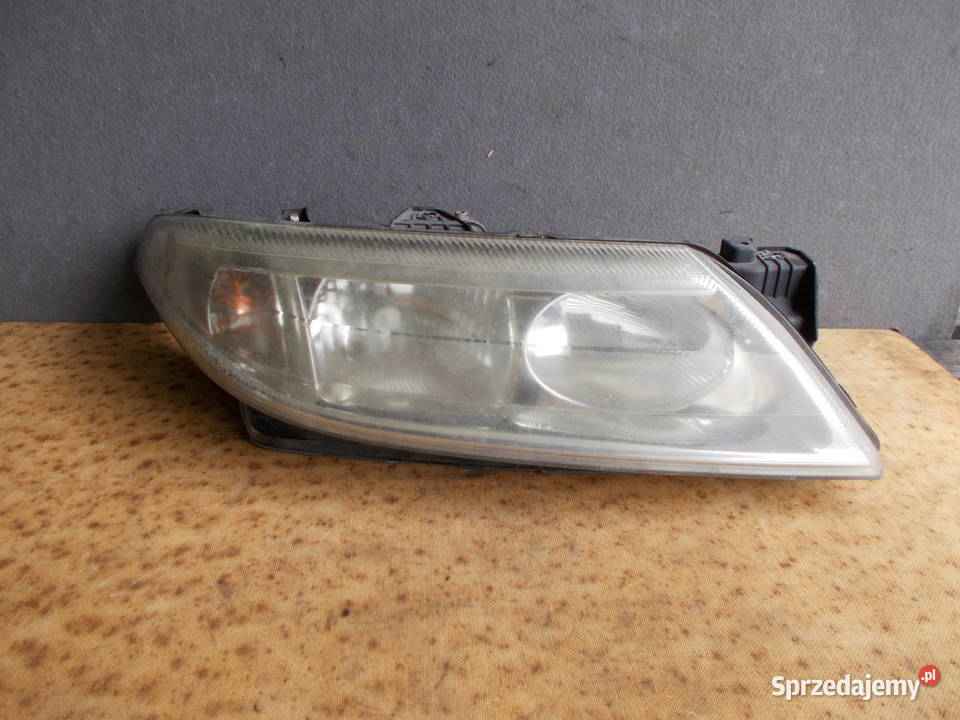 renault LAGUNA 2 02r 18 16v lampa lewa prawa