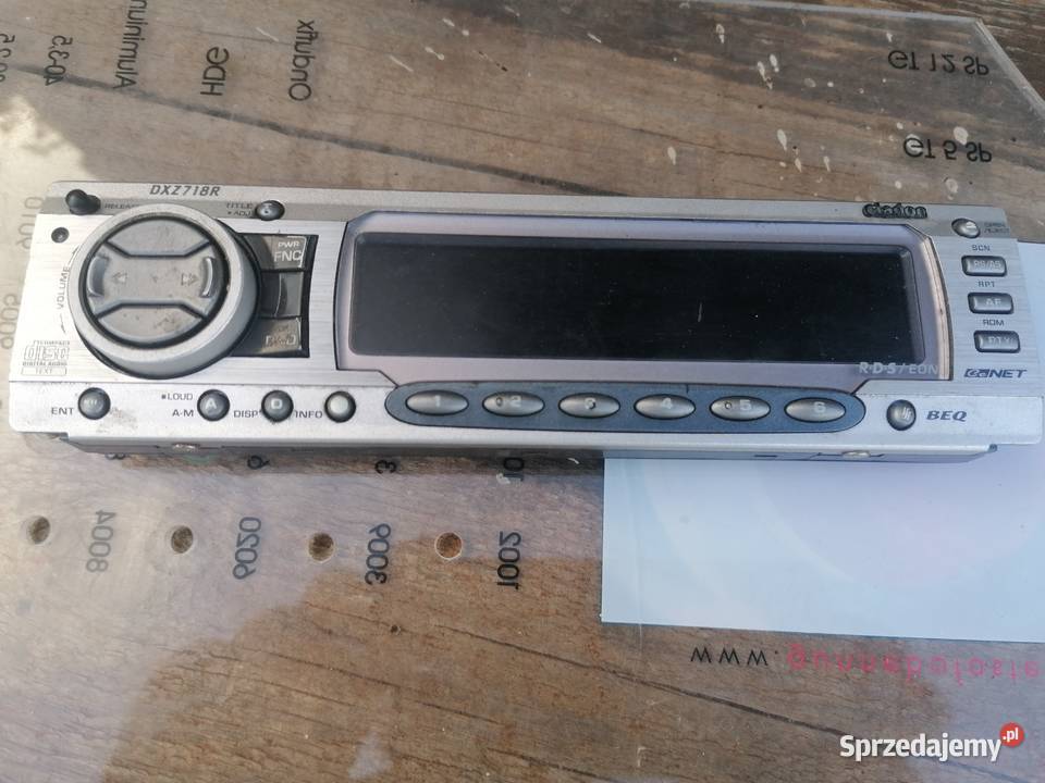 Clarion DXZ 718R panel Clarion