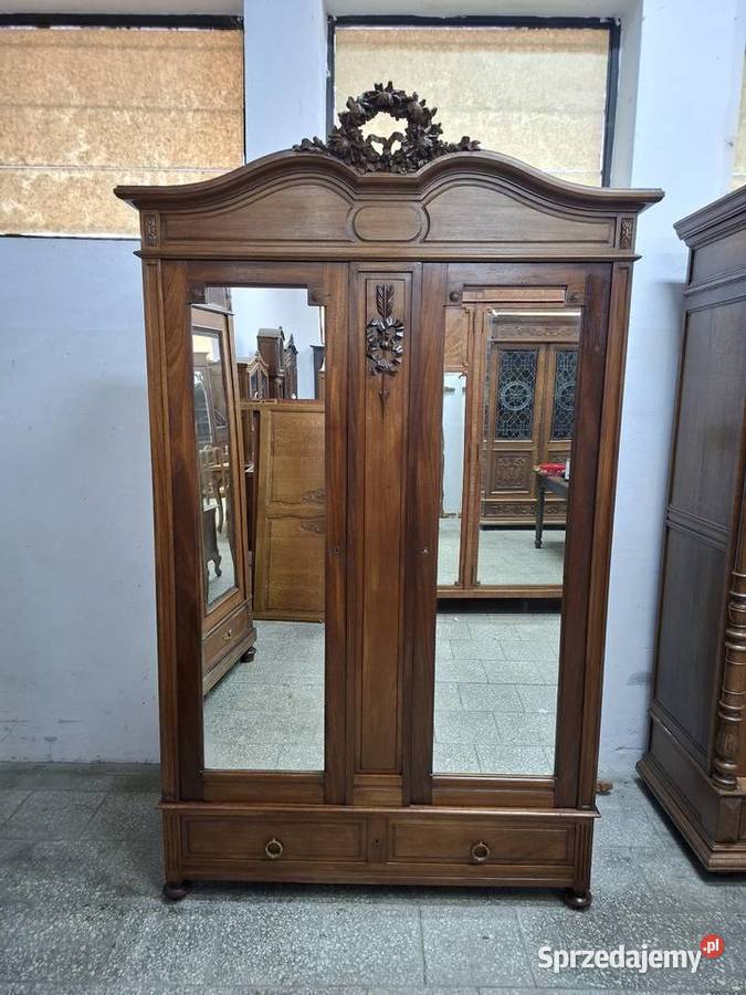 Stara francuska szafa rocaille