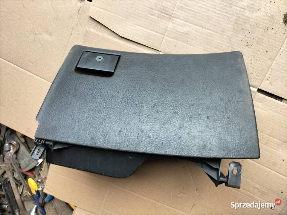 AUDI 80 B3 80B3 SCHOWEK PASAŻERA Kamień-Kolonia