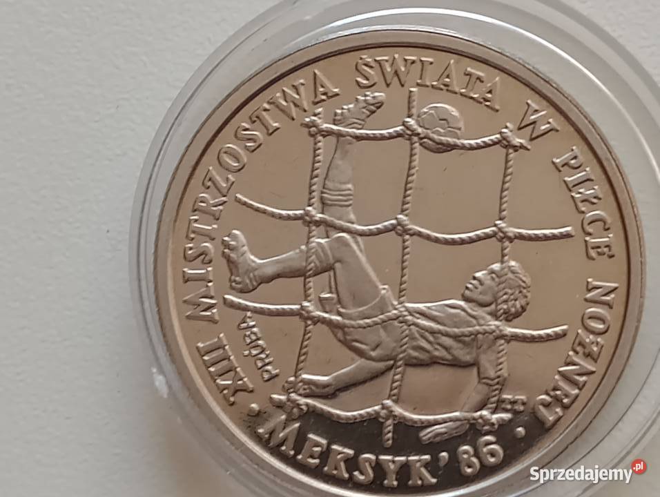 Moneta 200 1985r XIII Mistrzostwa świata w piłce Mosina