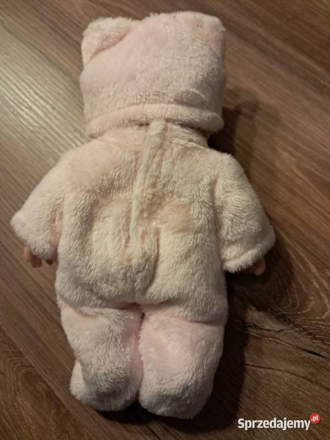 nowa lalka ze zdejmowaną czapką wysokość 21